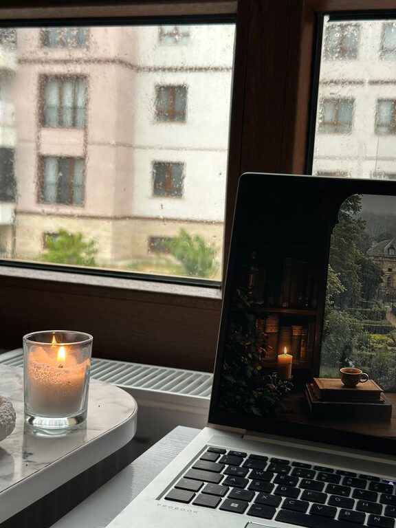 How to Create a Relaxing Home Workspace